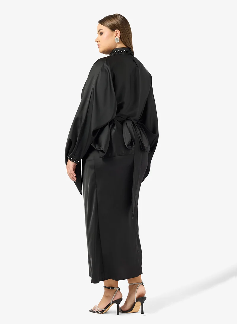 خزانة Plus size Dress With Cape Sleeves